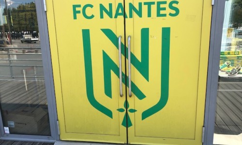 Fc Nantes- Olympique Lyonnais 1/3 : La chute dans un huis clos