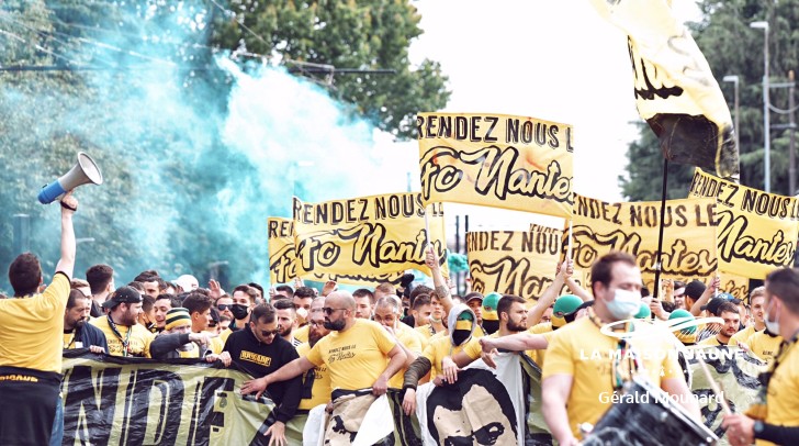 Exprimer sa fidélité au FC Nantes en rejoignant les Citoyens Jaune et Vert