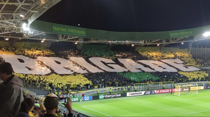 FC Nantes-FK Karabag 2/1 : Ambiance de feu, victoire sur le fil