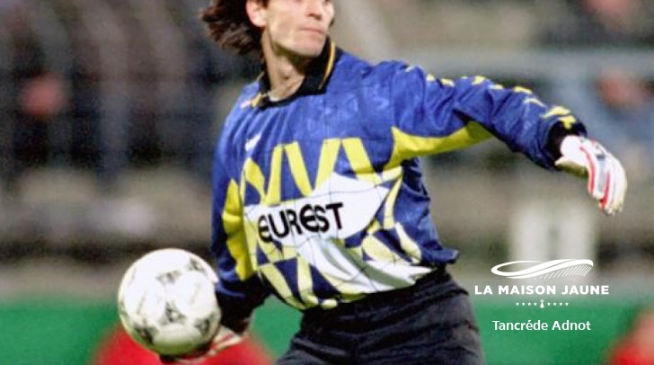 Nantes vs Leverkusen 1995 : le dernier assis dans les cages !