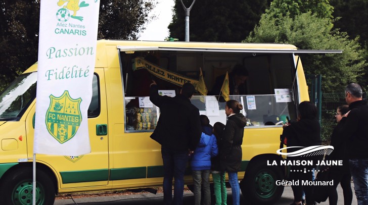 Allez Nantes Canaris : Un groupe de supporters incarne sur plusieurs générations l’histoire mais aussi le présent du FC Nantes